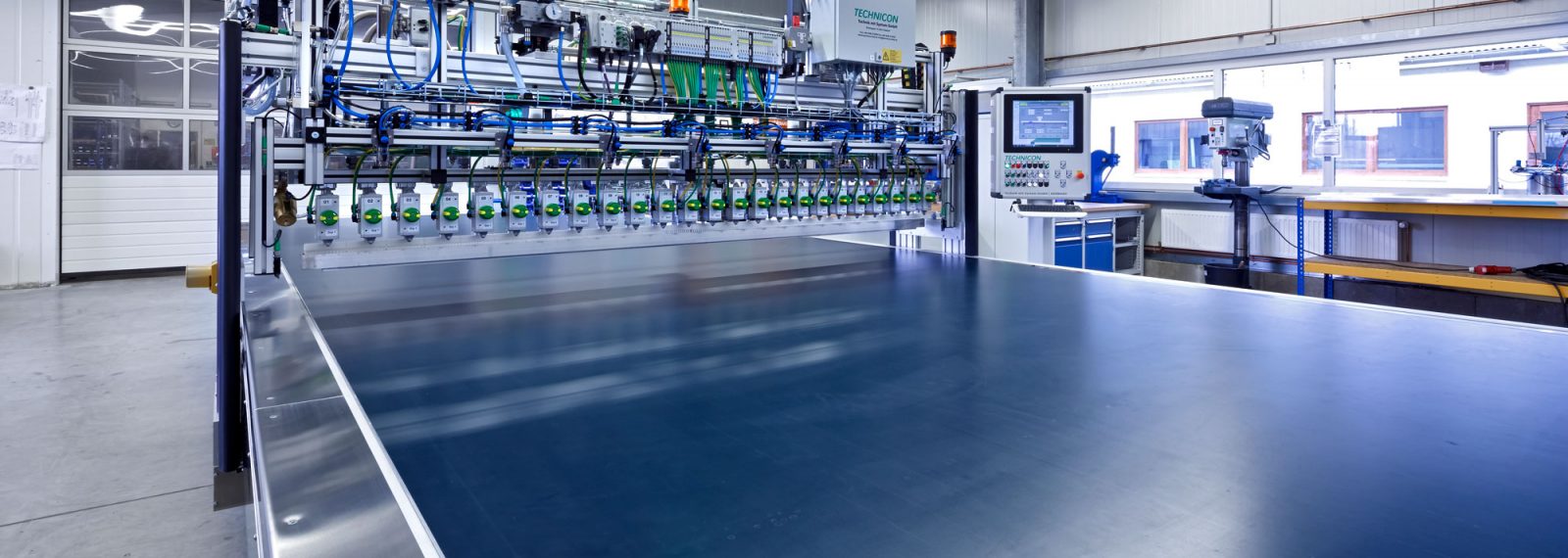 Industrial PUR foam production line